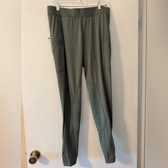 Willit Olive Green Riding Breeches - Picture 1 of 4